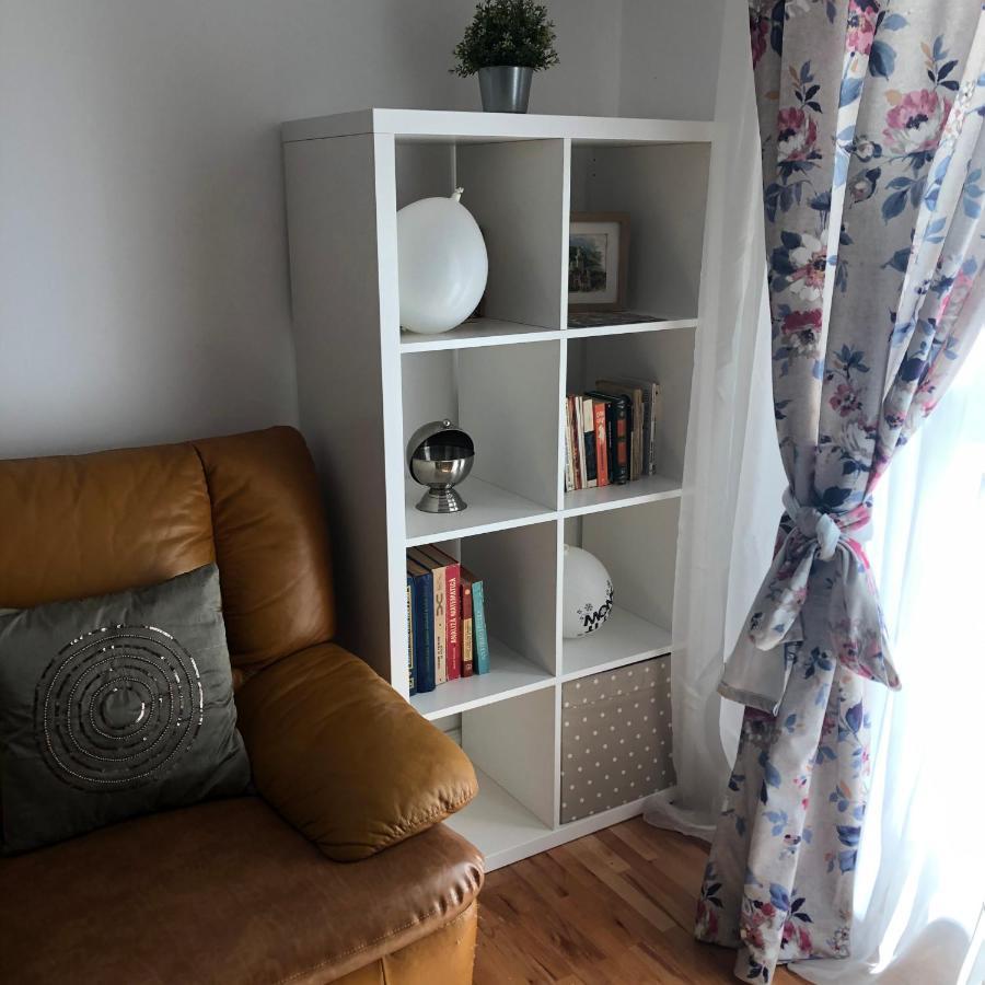 Апартаменты Grig Apartament Бухарест Экстерьер фото